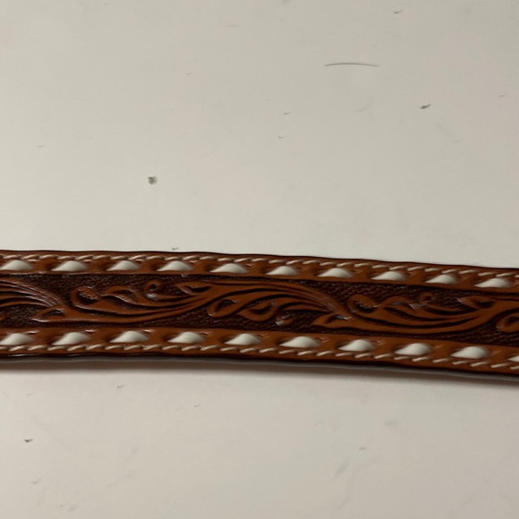 NWT leather Kids Belt with belt buckle - Picture 2 of 5